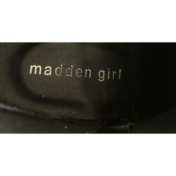 Madden Girl Black Fabric Coated Lopezzz Ankle Booties Boots Zip Size 6M - Picture 6 of 13